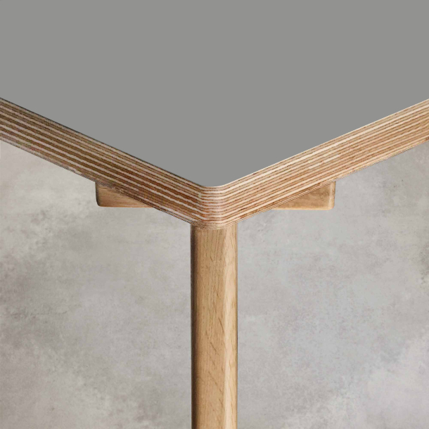 Domusnord Studio Bnk Birkekrydsfiner med Linoleum - 200 cm - 19 farver