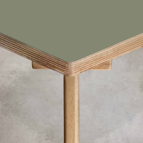 Domusnord Studio Bnk Birkekrydsfiner med Linoleum - 70 cm - 19 farver