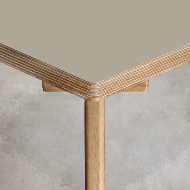 Domusnord Studio Bnk Birkekrydsfiner med Linoleum - 70 cm - 19 farver