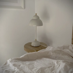 Domusnord Bubble Lampe gr� og messing tr�dl�s batteri sengelampe med behageligt lys