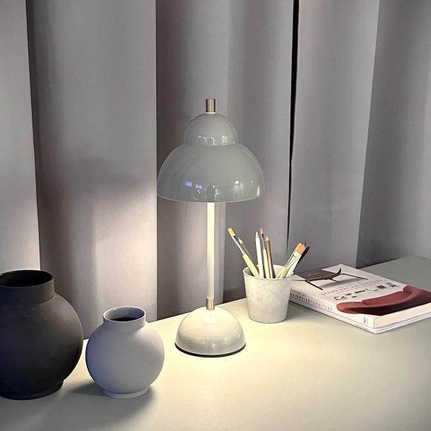 Domusnord Bubble Lampe gr� tr�dl�s batteri bordlampe dansk design lampe