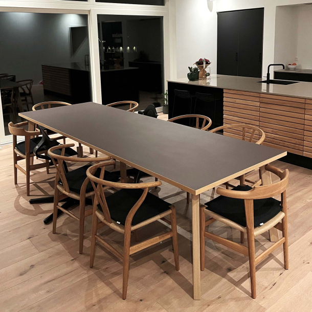 Domusnord Room Linoleum's Large Dining Table in Oak 300 x 100 cm in 19 colors