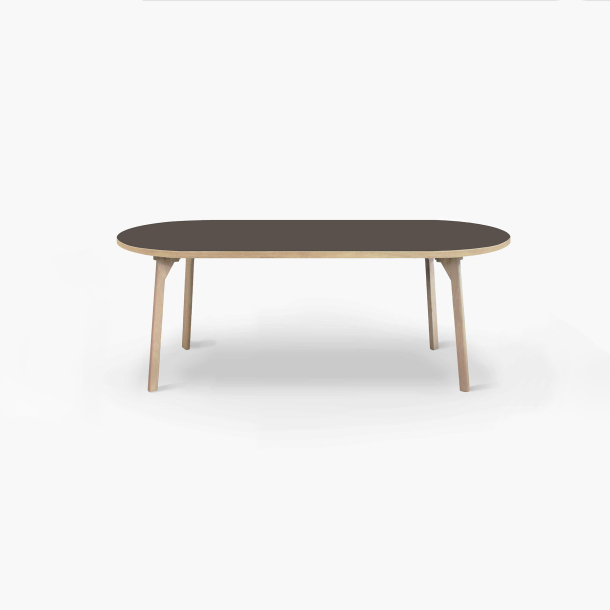 Domusnord Room Oval Dining Table 180 x 110 cm in 19 colors
