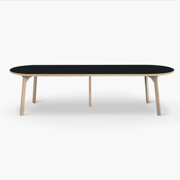 Domusnord Room Oval Dining Table 300 x 110 cm in 19 colors