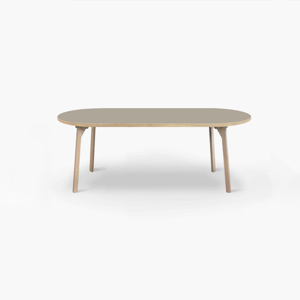 Domusnord Room Oval Dining Table 180 x 110 cm in 19 colors