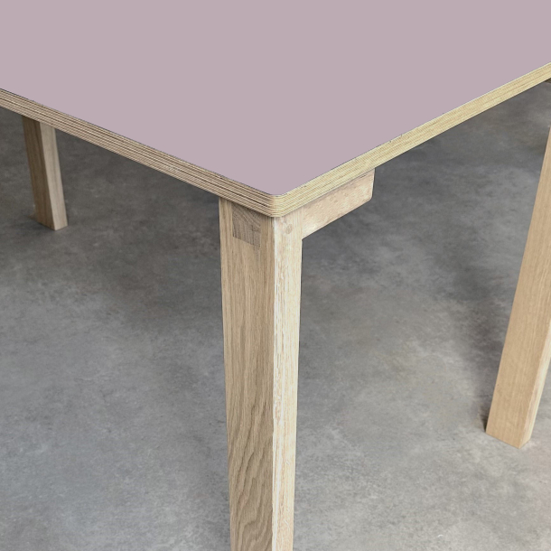 Domusnord Klassik Linoleums Spisebord 230 x 90 cm i 19 farver