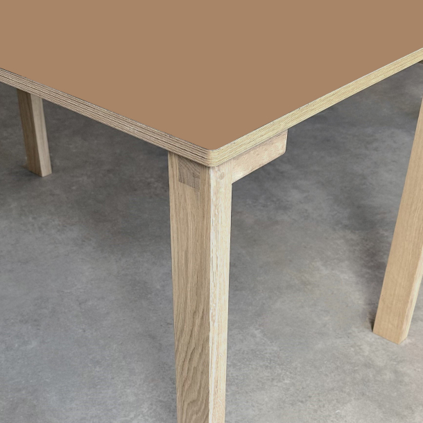 Domusnord Klassik Linoleums Skrive og spisebord 160 x 80 cm i 19 farver