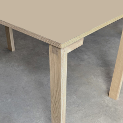 Domusnord Klassik Linoleums Skrivebord 90 x 50 cm i 19 farver