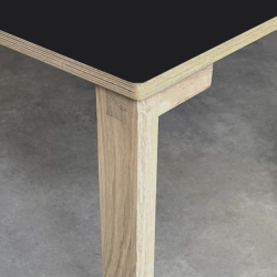 Domusnord Klassik Linoleums Skrivebord 140 x 70 cm i 19 farver