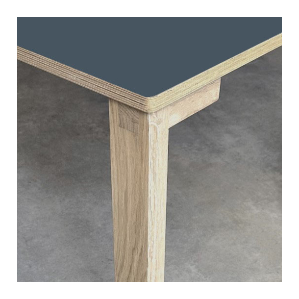 Domusnord Klassik Linoleums Spisebord 230 x 90 cm i 19 farver