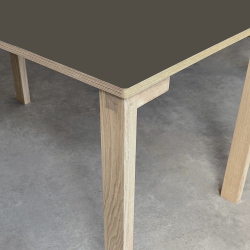 Domusnord Klassik Linoleums Skrivebord 90 x 50 cm i 19 farver