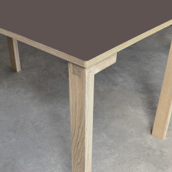 Domusnord Klassik Linoleums Skrivebord 90 x 50 cm i 19 farver