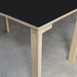 Domusnord Klassik Linoleums Skrivebord 90 x 50 cm i 19 farver