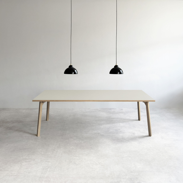 Domusnord Room Linoleums Spisebord i Eg 210 x 90 cm i 19 farver