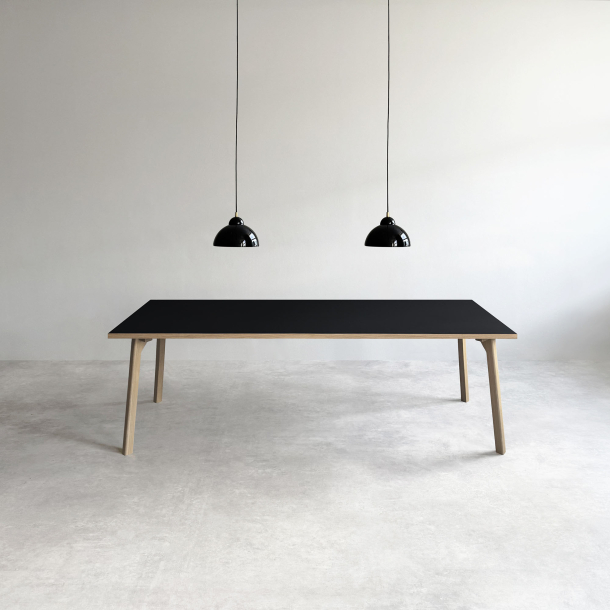 Domusnord Room Linoleums Stort Spisebord i Eg 230 x 90 cm i 19 farver