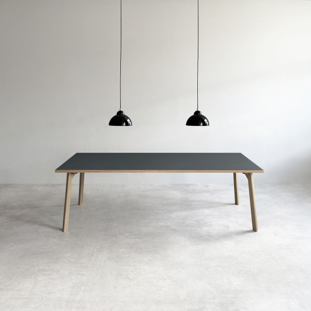 Domusnord Room Linoleums Spisebord i Eg 210 x 90 cm i 19 farver