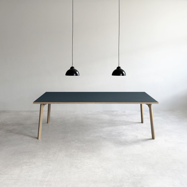 Domusnord Room Linoleums Spisebord i Eg 210 x 90 cm i 19 farver