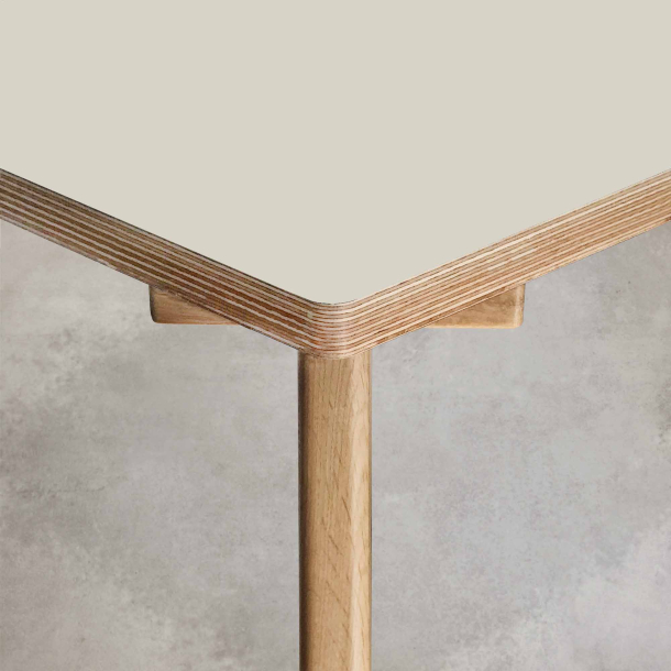 Domusnord Studio Linoleums Spisebord p Birkekrydsfiner 230 x 90 cm i 19 farver