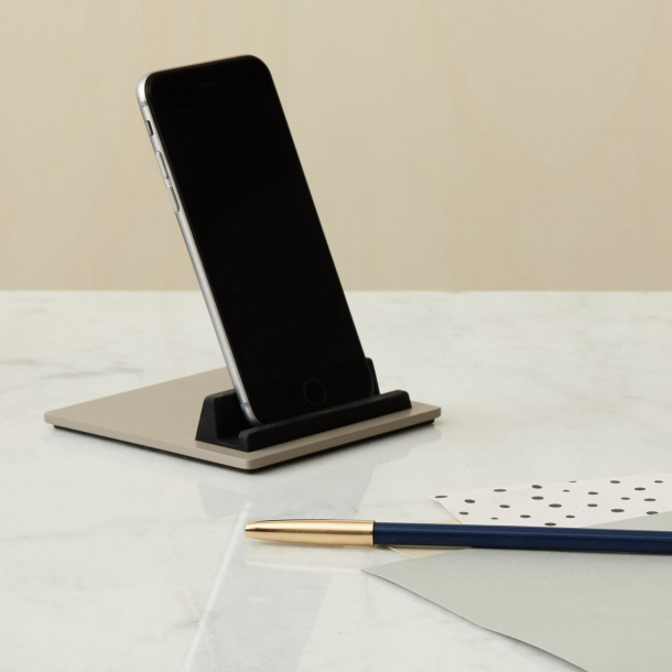Domusnord Tile iPhone og iPad holder - Cosy Grey / varm gr