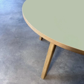 Domusnord Room rundt Linoleums Spisebord i eg �130 cm i 19 farver