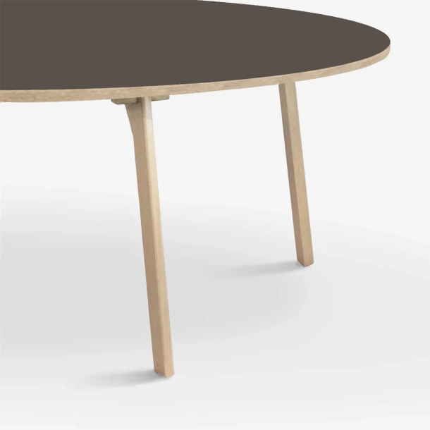 Domusnord Room ovale eettafel van eikenhout met linoleum 180 x 110 cm - Mauve / Bruin